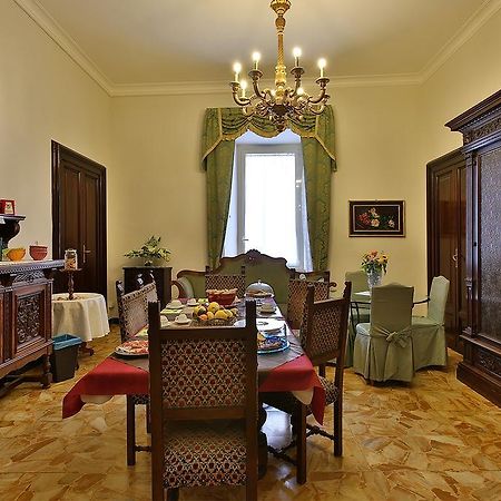 Alibrandi Palace Civitavecchia Exteriör bild