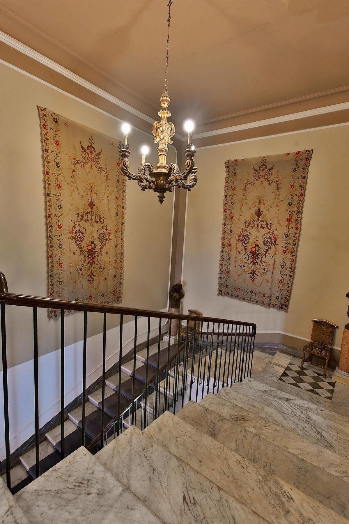 Alibrandi Palace Civitavecchia Exteriör bild